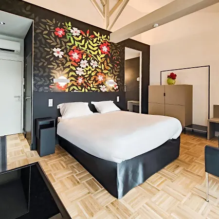 Maison Toussaint מלון