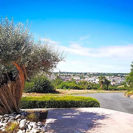 Maison Toussaint 3* סן-לורן-סור-סבר